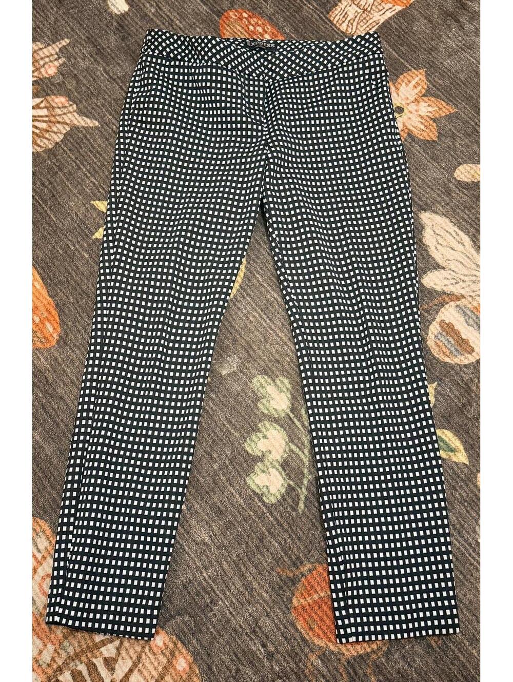 Express Columnist Black White Checkered Slim Work Pants Women’s Size 6